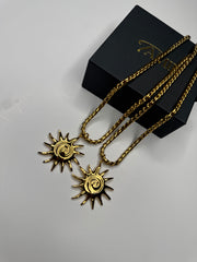 Sola Necklace